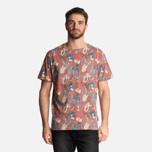 Polera Hombre Mundo Fungi Print Terracota Haka Honu