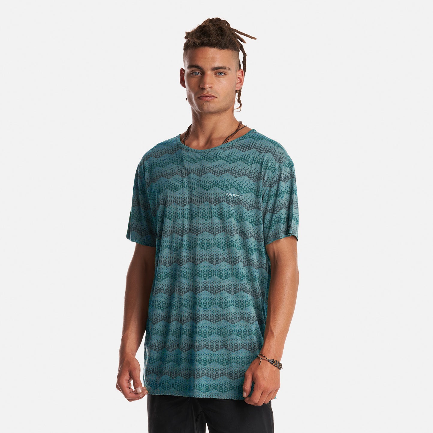 Polera Hombre Bi-Curioso Print Jade Haka Honu