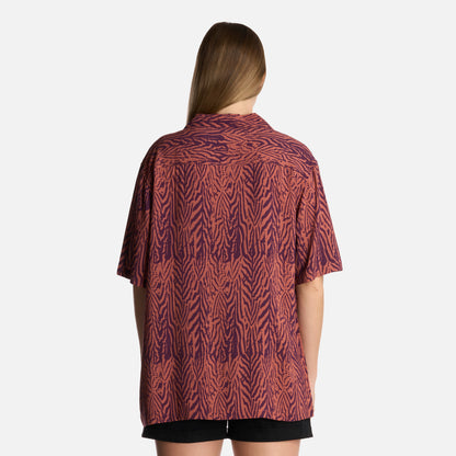 Camisa Mujer Marmolada Print Coral Haka Honu