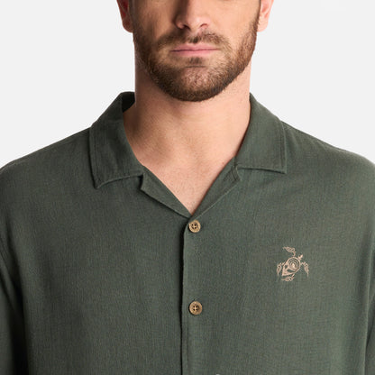 Camisa Hombre Linaje Verde Militar Haka Honu