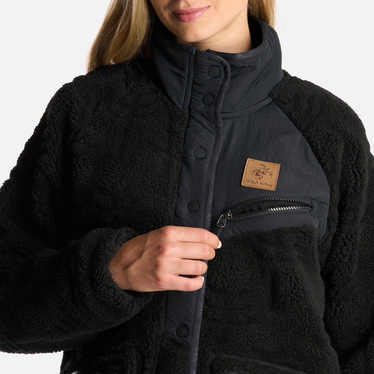 Poleron Mujer Zip-Porrito Negro Haka Honu