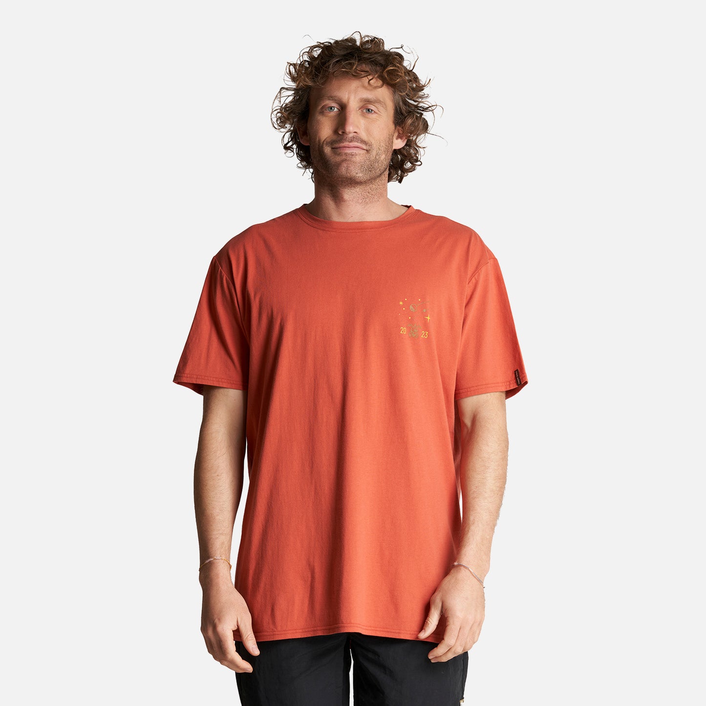 Polera Hombre Atardecer Naranjo Haka Honu