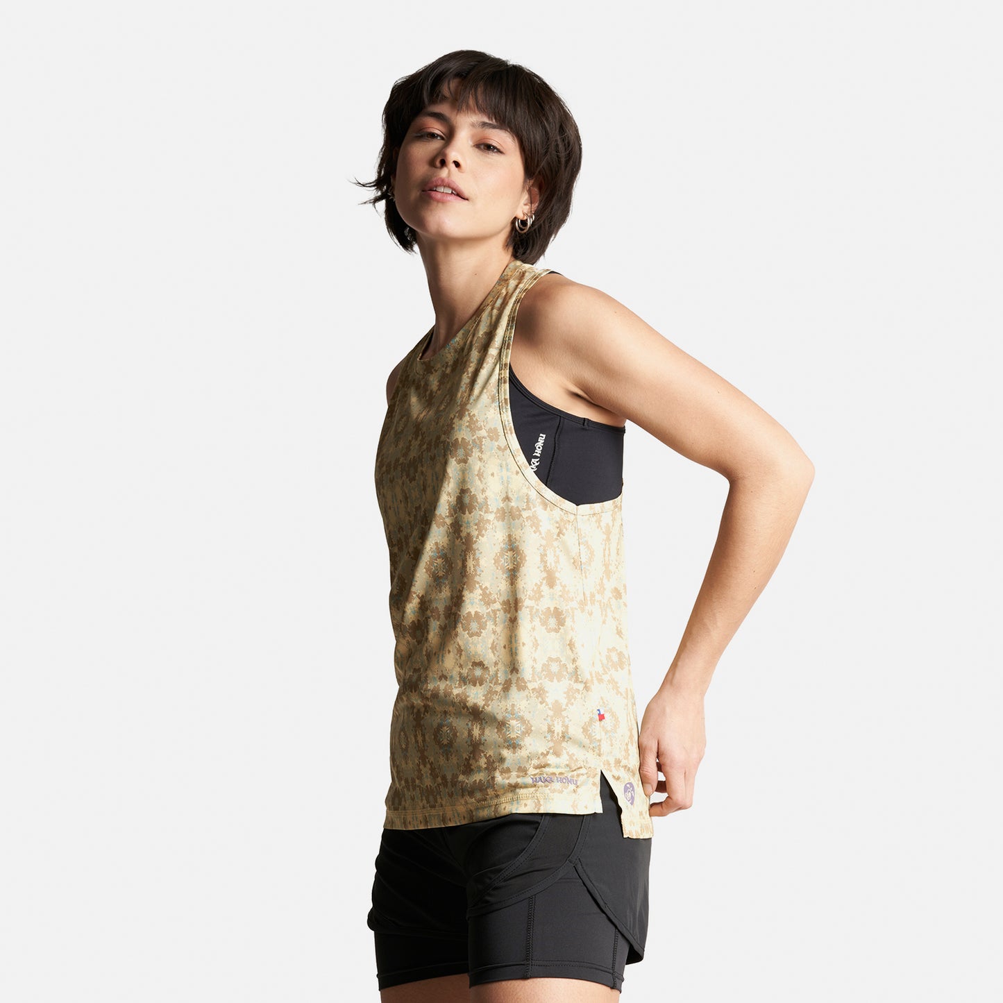 Polera Mujer Sudala Print Beige Haka Honu