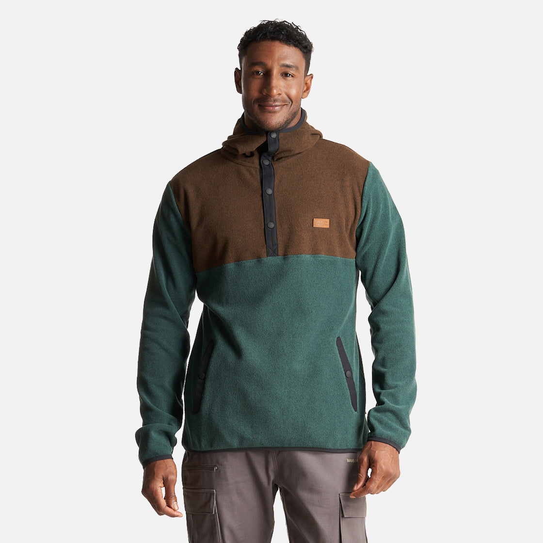 Poleron Hombre Tokerau Hoodie Café/ Verde Bosque Haka Honu